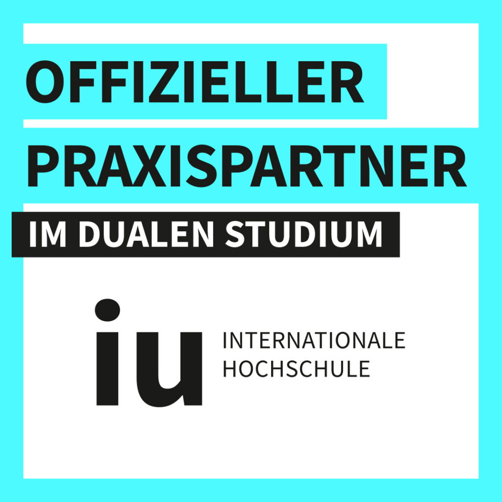 Text "Offizieller Praxispartner im dualen Studium" und Logo der Internationalen Hochschule auf türkisem Hintergrund